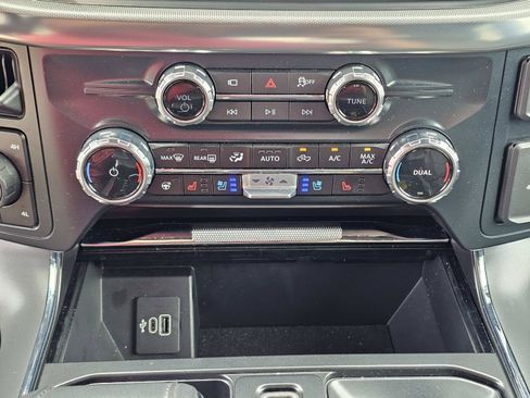 Used 2025 Ford F150 Lariat w/ Equipment Group 501A Mid AWD/4WD image 28