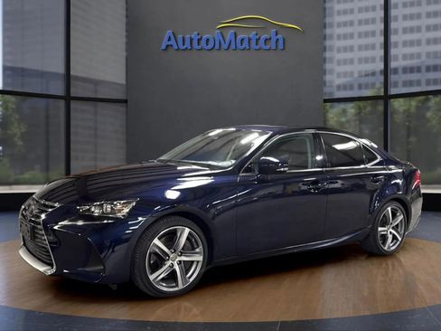 Used 2019 Lexus IS 300 image 4