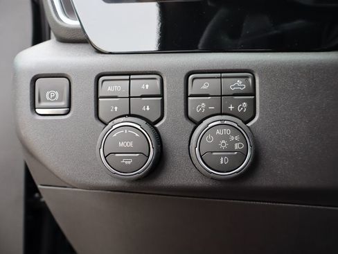 New 2026 Chevrolet Silverado 1500 LT Trail Boss w/ Safety Package image 16