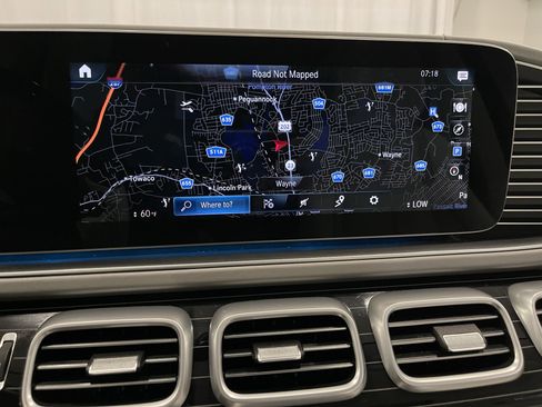Used 2023 Mercedes-Benz Maybach GLS 600 4MATIC image 22