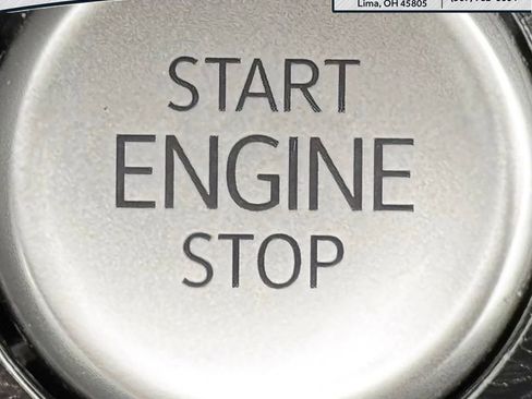 Used 2025 Volkswagen Taos S image 9