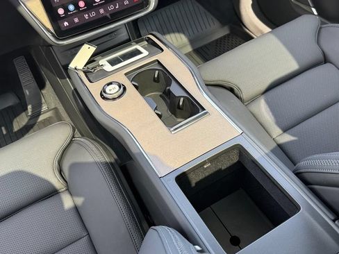 Certified 2025 Volvo EX90 Ultra AWD/4WD image 14