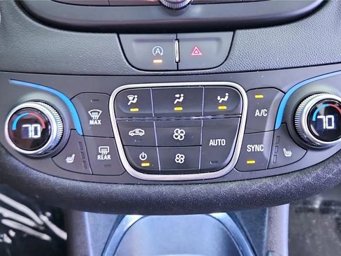 Used 2024 Chevrolet Malibu LT FWD image 30
