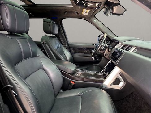 Used 2020 Land Rover Range Rover Autobiography image 16