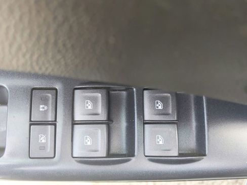 Used 2021 GMC Canyon Elevation Standard RWD image 16