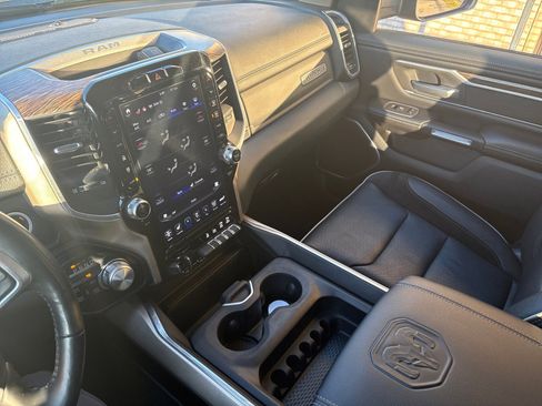 Used 2020 RAM 1500 Laramie image 21