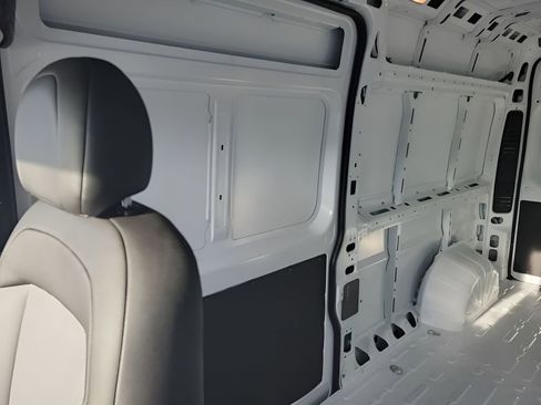 New 2026 RAM ProMaster 3500 FWD image 11