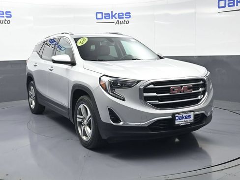 Used 2019 GMC Terrain SLT w/ Preferred Package AWD/4WD image 2