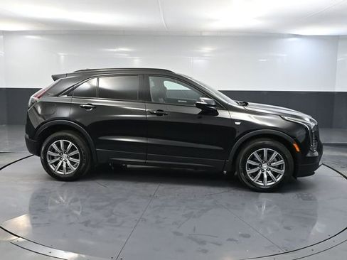 Used 2023 Cadillac XT4 Sport image 3