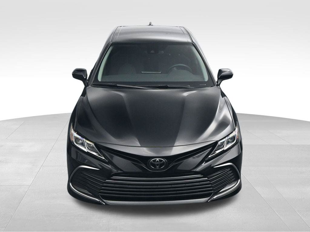Used 2024 Toyota Camry LE FWD image 28