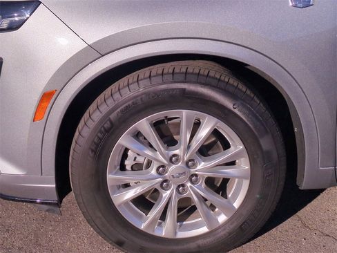 Certified 2023 Cadillac XT6 Luxury image 34