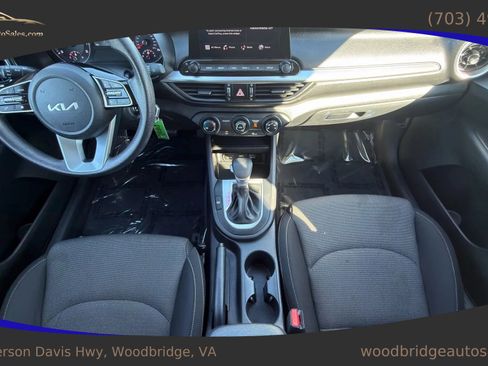 Used 2023 Kia Forte LXS image 19