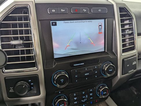 Used 2017 Ford F250 Lariat w/ Lariat Ultimate Package AWD/4WD image 22