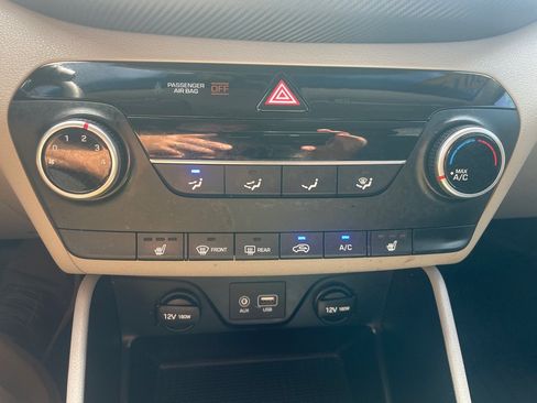 Used 2019 Hyundai Tucson Value FWD image 24