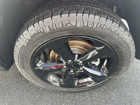 Used 2023 Jeep Grand Cherokee L Altitude image 39