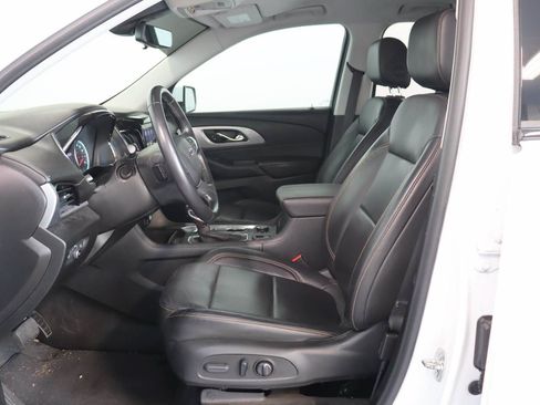 Used 2021 Chevrolet Traverse RS FWD image 8