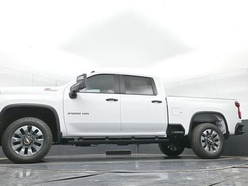 New 2026 Chevrolet Silverado 2500 Custom w/ Custom Value Package AWD/4WD image 44