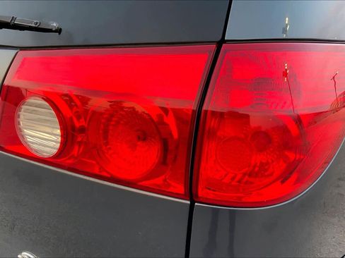 Used 2008 Toyota Sienna LE image 29