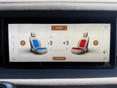 Used 2023 Land Rover Defender 110 X-Dynamic SE image 25