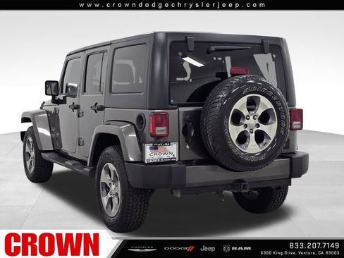 Used 2016 Jeep Wrangler Unlimited Sahara w/ Connectivity Group image 5