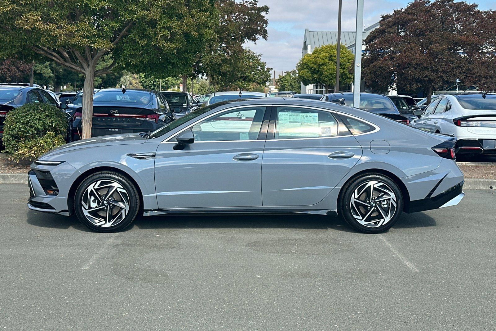 Certified 2025 Hyundai Sonata SEL FWD image 7