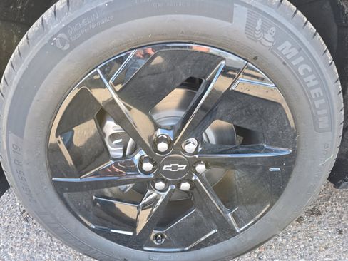 New 2026 Chevrolet Equinox EV LT w/ Comfort Package image 11