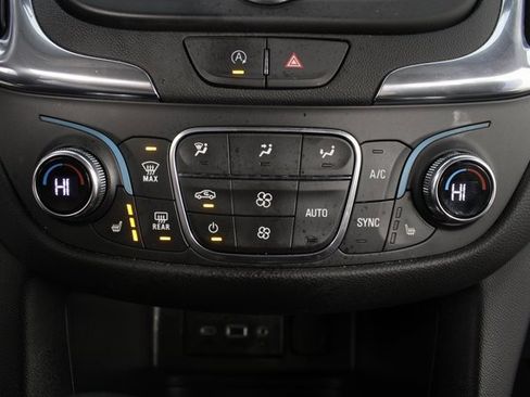 Used 2024 Chevrolet Equinox LT image 6