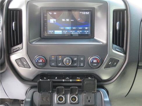 Used 2017 Chevrolet Silverado 1500 LT w/ Texas Edition image 7