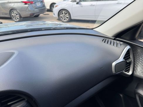 Used 2025 Kia Soul LX w/ LX Technology Package image 31