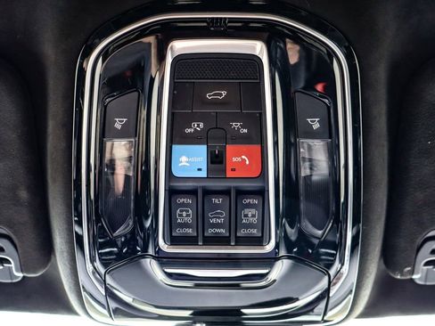 Used 2024 Jeep Grand Wagoneer L Series II w/ Quick Order Packagew 28T image 37