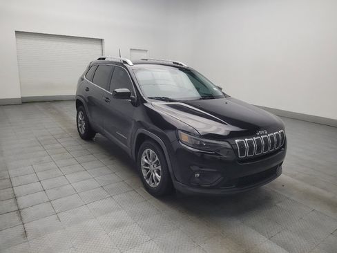 Used 2019 Jeep Cherokee Latitude Plus w/ Comfort/Convenience Group FWD image 13