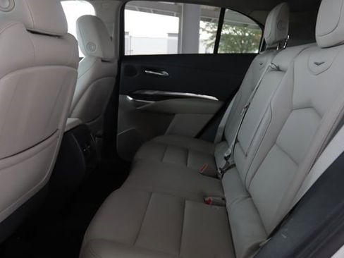 Certified 2021 Cadillac XT4 Luxury w/ Cold Weather Package image 30