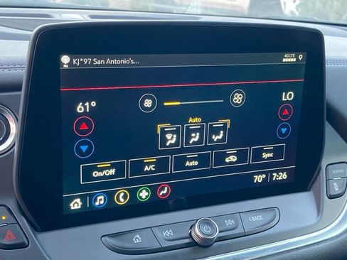 Used 2025 Chevrolet Blazer LT image 22