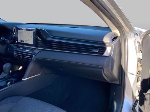 Used 2025 Toyota Camry LE FWD image 18