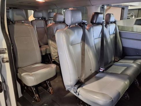 Used 2018 Ford Transit 350 XL RWD image 22
