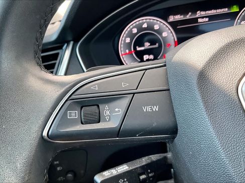 Used 2022 Audi Q5 2.0T Premium Plus AWD/4WD image 24