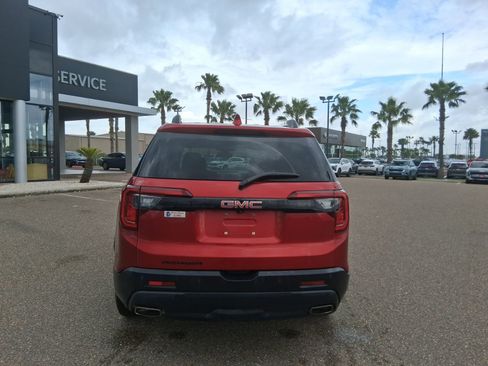 Used 2023 GMC Acadia SLT w/ Elevation Edition FWD image 5