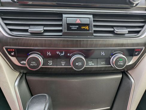 Certified 2018 Honda Accord EX-L image 20