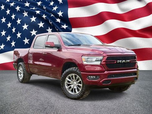Used 2023 RAM 1500 Laramie AWD/4WD image 3