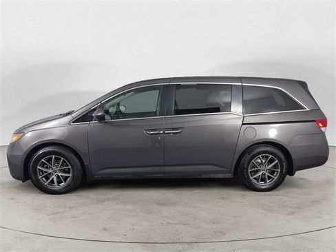 Used 2016 Honda Odyssey EX image 2
