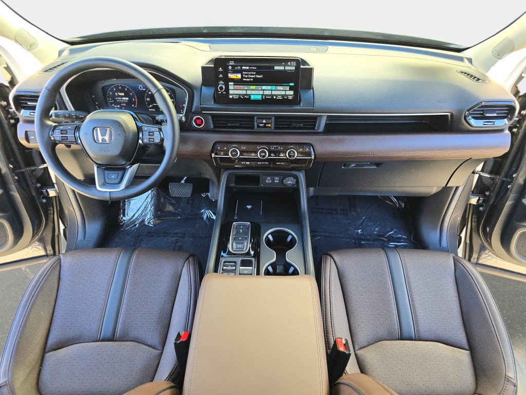 Used 2025 Honda Pilot Elite image 10