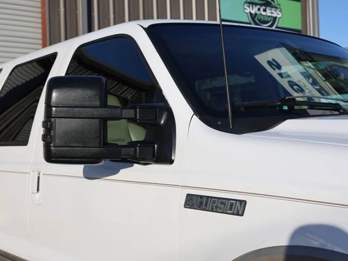 Used 2002 Ford Excursion Limited image 17