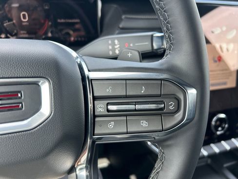 New 2026 GMC Acadia Elevation w/ Elevation Premium Package AWD/4WD image 21