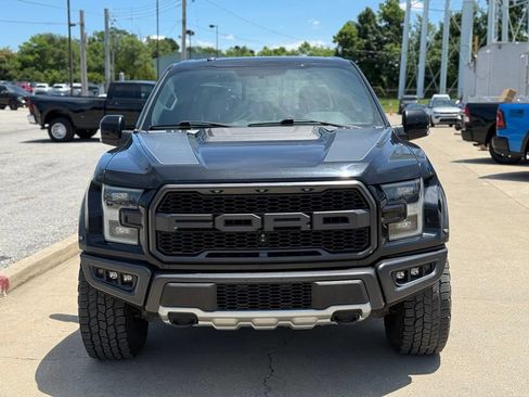 Used 2017 Ford F150 Raptor w/ Equipment Group 802A Luxury AWD/4WD image 3