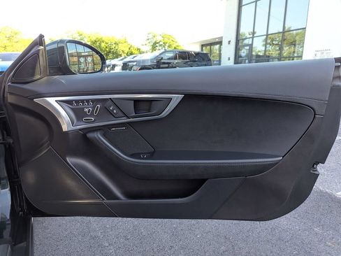 Used 2019 Jaguar F-TYPE Convertible RWD image 30