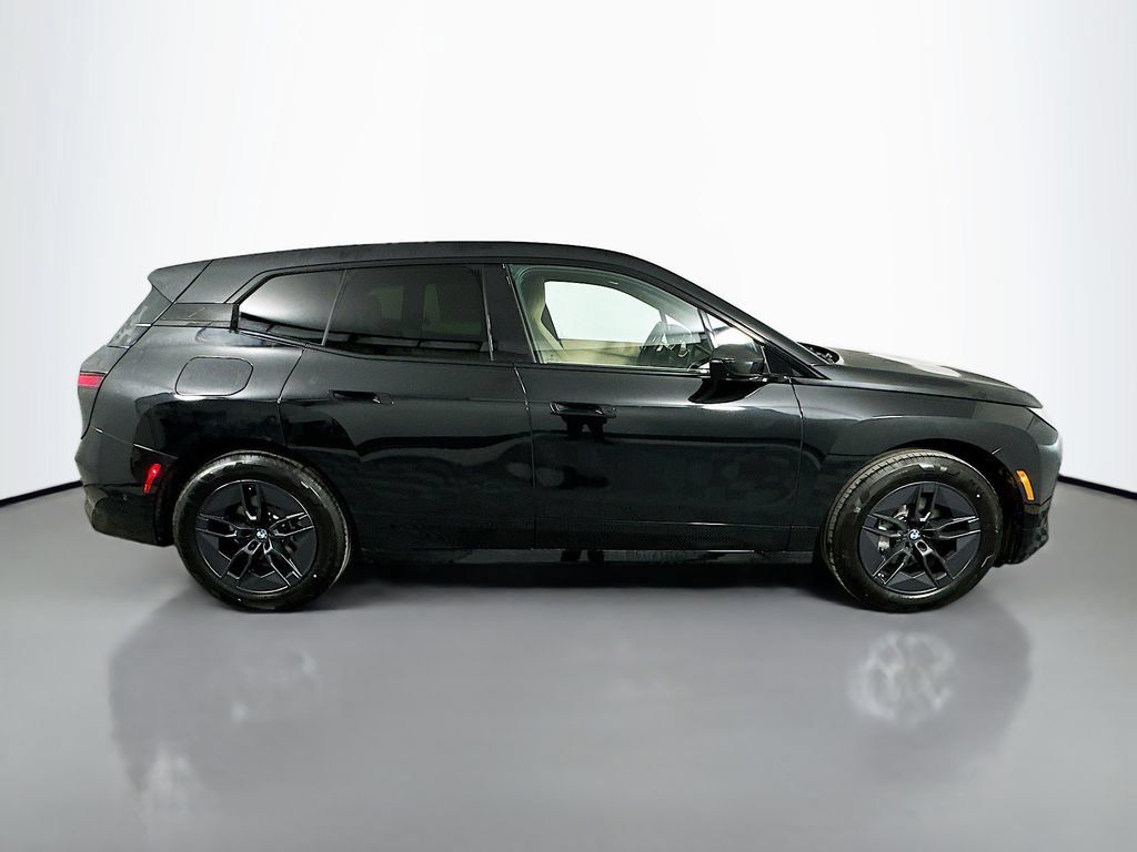 Used 2026 BMW iX xDrive45 AWD/4WD image 4