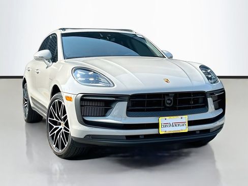 Certified 2024 Porsche Macan S AWD/4WD image 7
