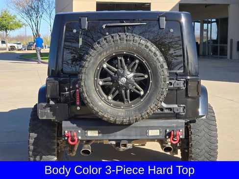 Used 2012 Jeep Wrangler Unlimited Sahara w/ Connectivity Group image 6