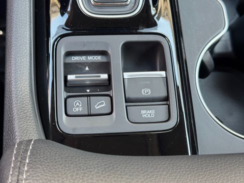 Used 2023 Honda Pilot Elite image 33