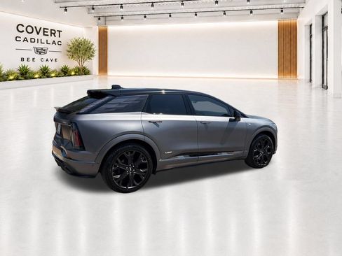 Used 2026 Cadillac Optiq V w/ Magnus Launch Edition AWD/4WD image 13